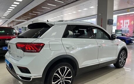 Volkswagen T-Roc I, 2021 год, 1 770 000 рублей, 6 фотография