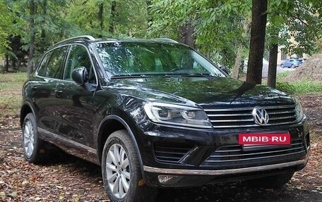 Volkswagen Touareg III, 2015 год, 2 390 000 рублей, 4 фотография