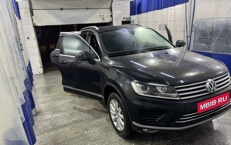 Volkswagen Touareg III, 2015 год, 2 390 000 рублей, 12 фотография