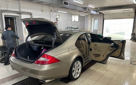 Mercedes-Benz CLS, 2009 год, 1 150 000 рублей, 3 фотография