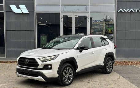 Toyota RAV4, 2024 год, 4 650 000 рублей, 3 фотография