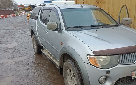 Mitsubishi L200 IV рестайлинг, 2008 год, 1 260 000 рублей, 8 фотография