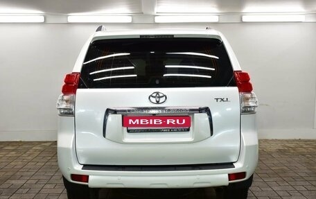 Toyota Land Cruiser Prado 150 рестайлинг 2, 2011 год, 2 345 000 рублей, 3 фотография