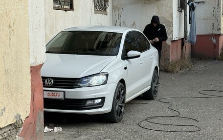 Volkswagen Polo VI (EU Market), 2019 год, 1 375 000 рублей, 4 фотография