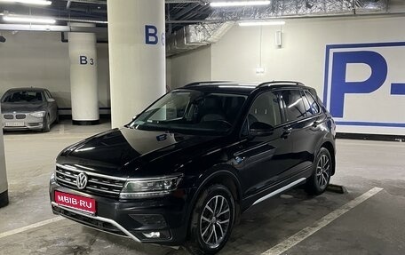 Volkswagen Tiguan II, 2019 год, 3 090 000 рублей, 1 фотография