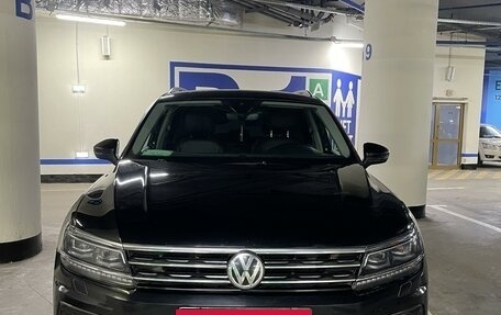 Volkswagen Tiguan II, 2019 год, 3 090 000 рублей, 11 фотография