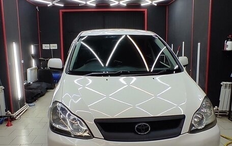 Toyota Ipsum II, 2004 год, 980 000 рублей, 2 фотография