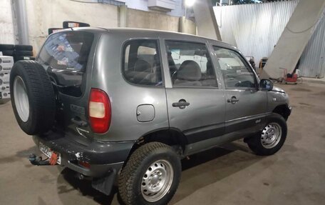 Chevrolet Niva I рестайлинг, 2005 год, 380 000 рублей, 1 фотография