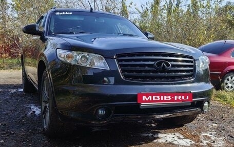 Infiniti FX I, 2004 год, 1 100 000 рублей, 11 фотография