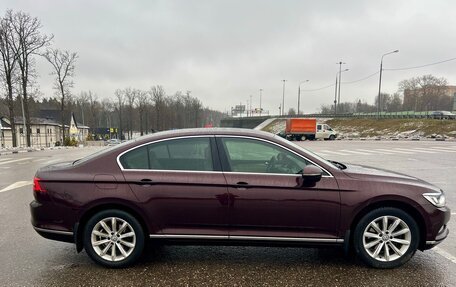 Volkswagen Passat B8 рестайлинг, 2015 год, 1 850 000 рублей, 3 фотография