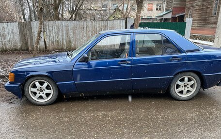 Mercedes-Benz 190 (W201), 1990 год, 210 000 рублей, 3 фотография