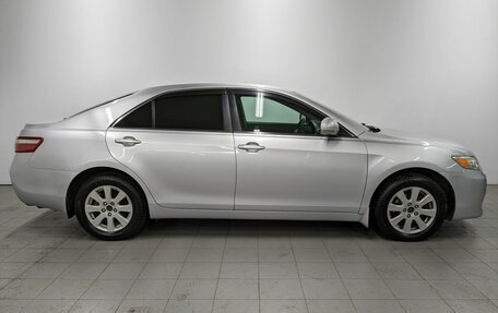 Toyota Camry, 2011 год, 1 390 000 рублей, 4 фотография