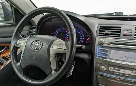 Toyota Camry, 2011 год, 1 390 000 рублей, 26 фотография