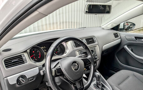 Volkswagen Jetta VI, 2018 год, 1 685 000 рублей, 16 фотография