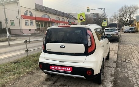 KIA Soul II рестайлинг, 2019 год, 1 800 000 рублей, 3 фотография