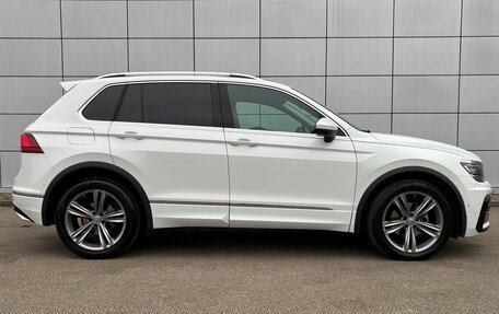 Volkswagen Tiguan II, 2020 год, 3 300 000 рублей, 6 фотография