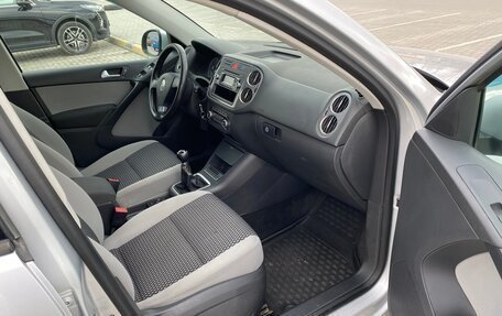 Volkswagen Tiguan I, 2010 год, 780 000 рублей, 10 фотография