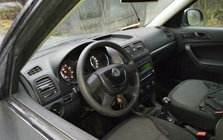 Skoda Yeti I рестайлинг, 2011 год, 950 000 рублей, 2 фотография