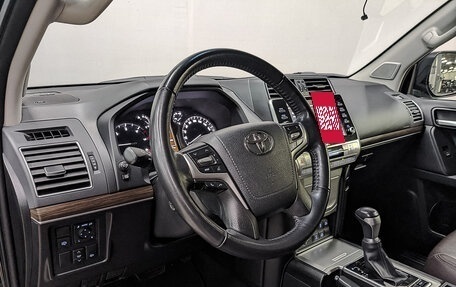 Toyota Land Cruiser Prado 150 рестайлинг 2, 2021 год, 6 950 000 рублей, 15 фотография