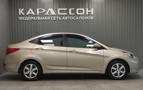 Hyundai Solaris II рестайлинг, 2011 год, 860 000 рублей, 6 фотография