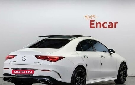 Mercedes-Benz CLA, 2022 год, 3 300 000 рублей, 2 фотография