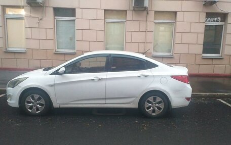 Hyundai Solaris II рестайлинг, 2014 год, 510 000 рублей, 3 фотография