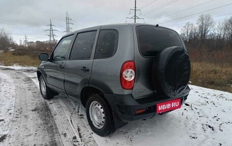 Chevrolet Niva I рестайлинг, 2018 год, 745 000 рублей, 8 фотография