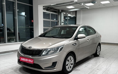 KIA Rio III рестайлинг, 2013 год, 920 000 рублей, 1 фотография