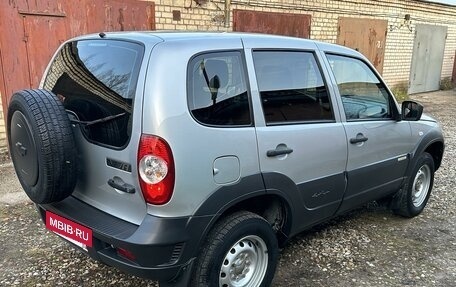 Chevrolet Niva I рестайлинг, 2016 год, 830 000 рублей, 7 фотография