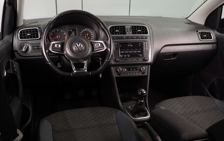 Volkswagen Polo VI (EU Market), 2019 год, 1 149 000 рублей, 6 фотография