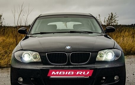 BMW 1 серия, 2008 год, 1 300 000 рублей, 4 фотография