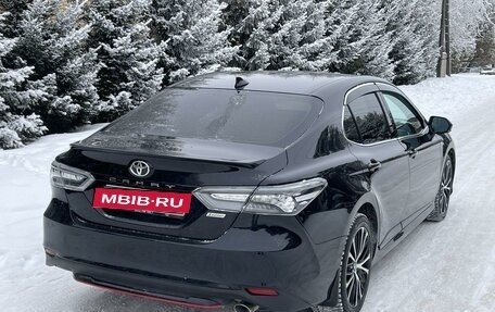 Toyota Camry, 2020 год, 3 280 000 рублей, 8 фотография