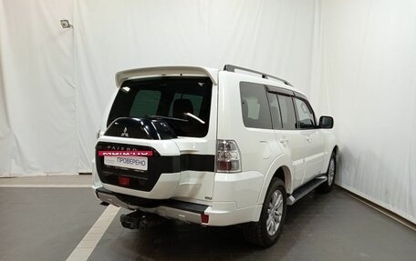 Mitsubishi Pajero IV, 2014 год, 2 650 000 рублей, 6 фотография