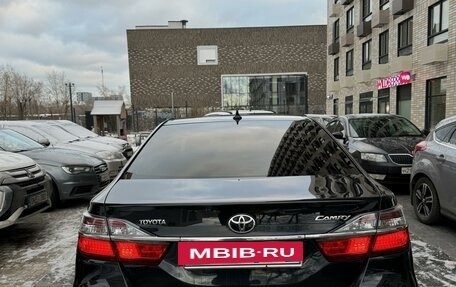 Toyota Camry, 2017 год, 2 190 000 рублей, 3 фотография