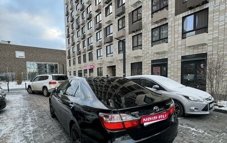 Toyota Camry, 2017 год, 2 190 000 рублей, 4 фотография