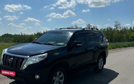 Toyota Land Cruiser Prado 150 рестайлинг 2, 2014 год, 3 000 000 рублей, 4 фотография