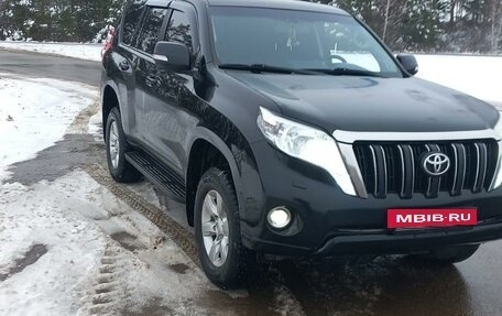 Toyota Land Cruiser Prado 150 рестайлинг 2, 2014 год, 3 000 000 рублей, 17 фотография