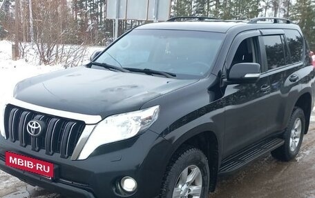 Toyota Land Cruiser Prado 150 рестайлинг 2, 2014 год, 3 000 000 рублей, 16 фотография