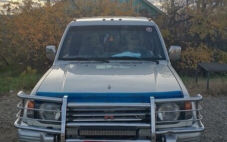 Mitsubishi Pajero III рестайлинг, 1993 год, 400 000 рублей, 9 фотография