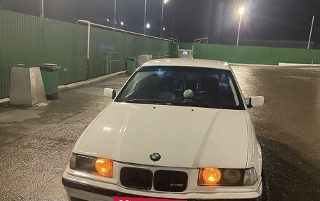 BMW 3 серия, 1992 год, 310 000 рублей, 1 фотография