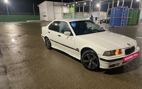 BMW 3 серия, 1992 год, 310 000 рублей, 2 фотография