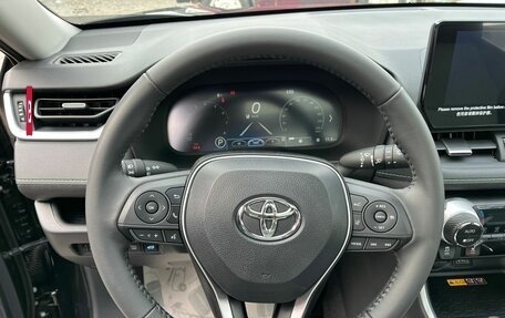 Toyota RAV4, 2024 год, 4 200 000 рублей, 11 фотография