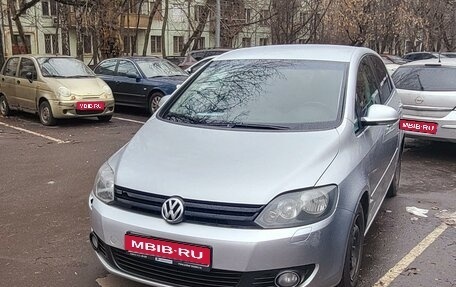 Volkswagen Golf Plus II, 2013 год, 880 000 рублей, 1 фотография