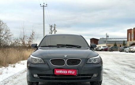 BMW 5 серия, 2007 год, 910 000 рублей, 3 фотография