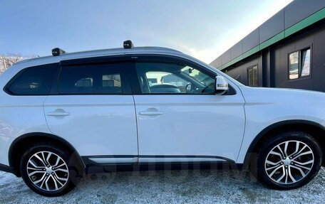 Mitsubishi Outlander III рестайлинг 3, 2016 год, 1 749 000 рублей, 9 фотография