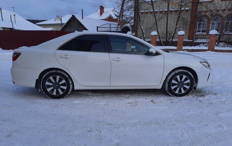 Toyota Camry, 2017 год, 2 650 000 рублей, 3 фотография