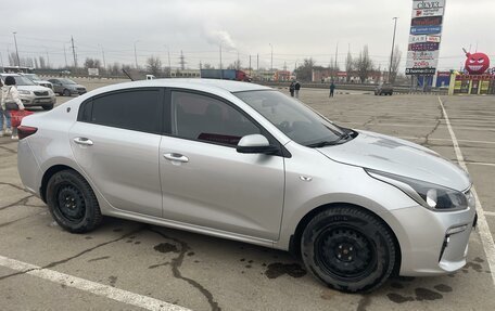 KIA Rio IV, 2018 год, 1 390 000 рублей, 7 фотография