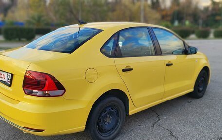 Volkswagen Polo VI (EU Market), 2017 год, 650 000 рублей, 4 фотография