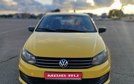 Volkswagen Polo VI (EU Market), 2017 год, 650 000 рублей, 3 фотография