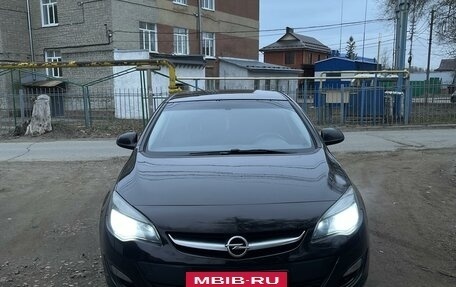 Opel Astra J, 2014 год, 750 000 рублей, 2 фотография